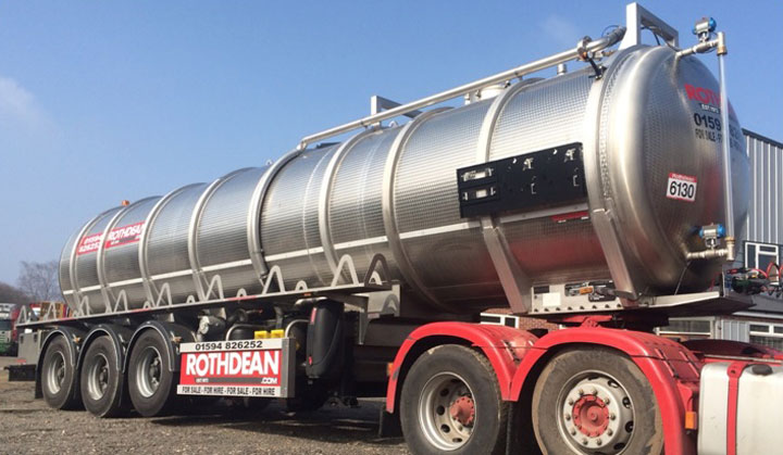 2015 ROTHDEAN; ADR (304/316); STAINLESS STEEL TRI AXLE VACUUM TANKER
